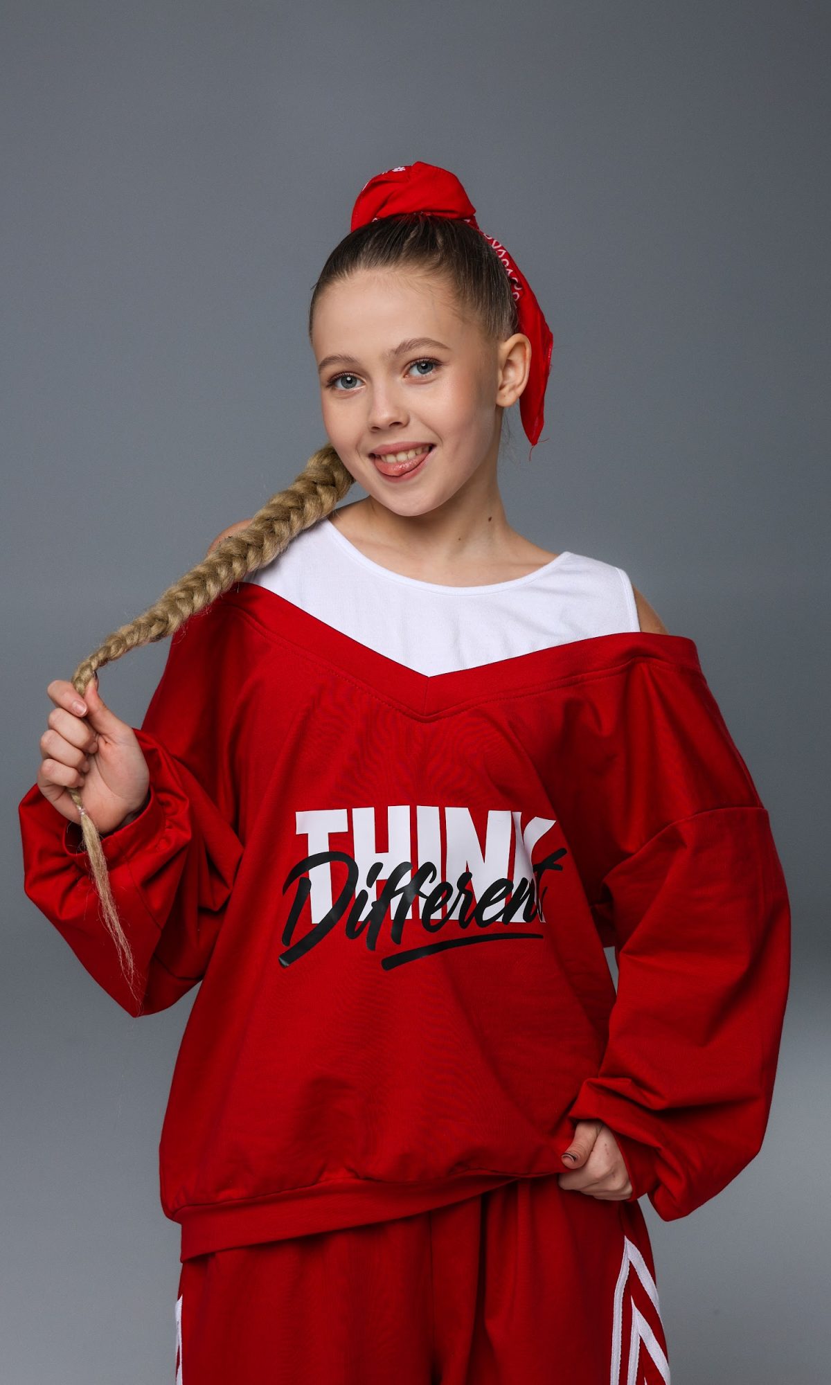 Худі для дівчинки танцювальне CHU STAGE Think Different червоне (лонгслів)