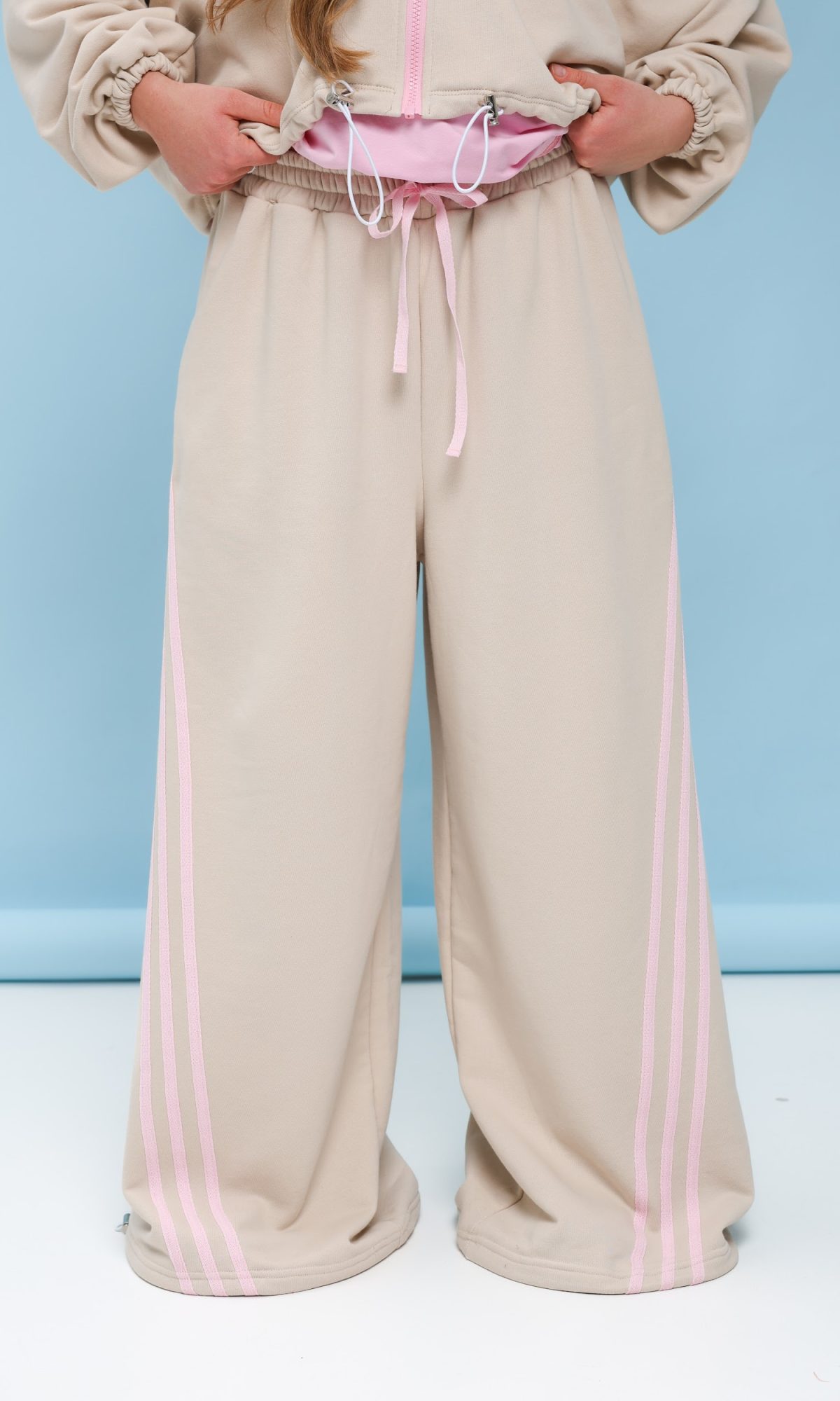Штани широкі підліткові TINY LOOK з V-подібним кантом бежеві