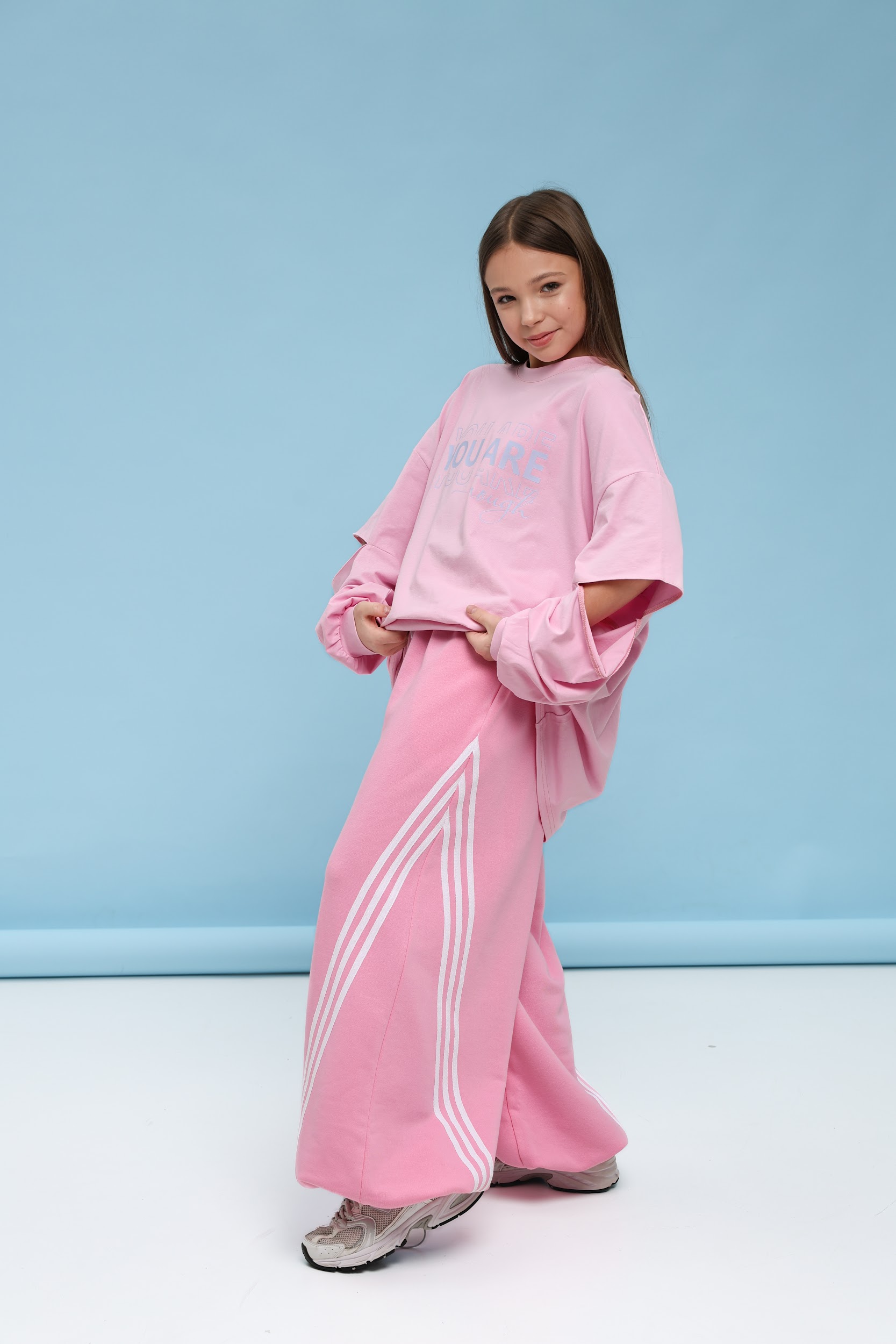 Штани широкі підліткові TINY LOOK з V-подібним кантом рожеві