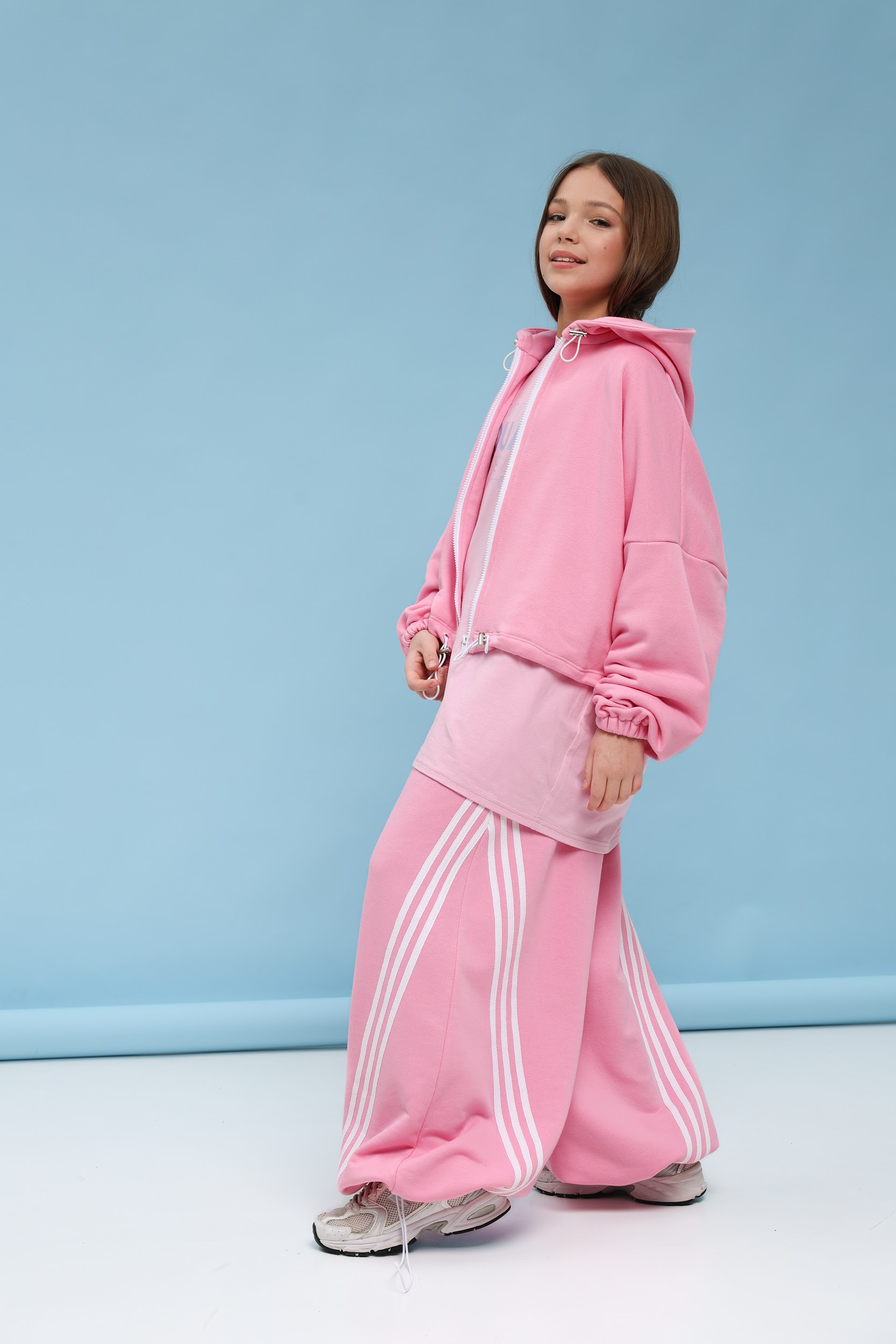 Штани широкі підліткові TINY LOOK з V-подібним кантом рожеві - Зображення 8