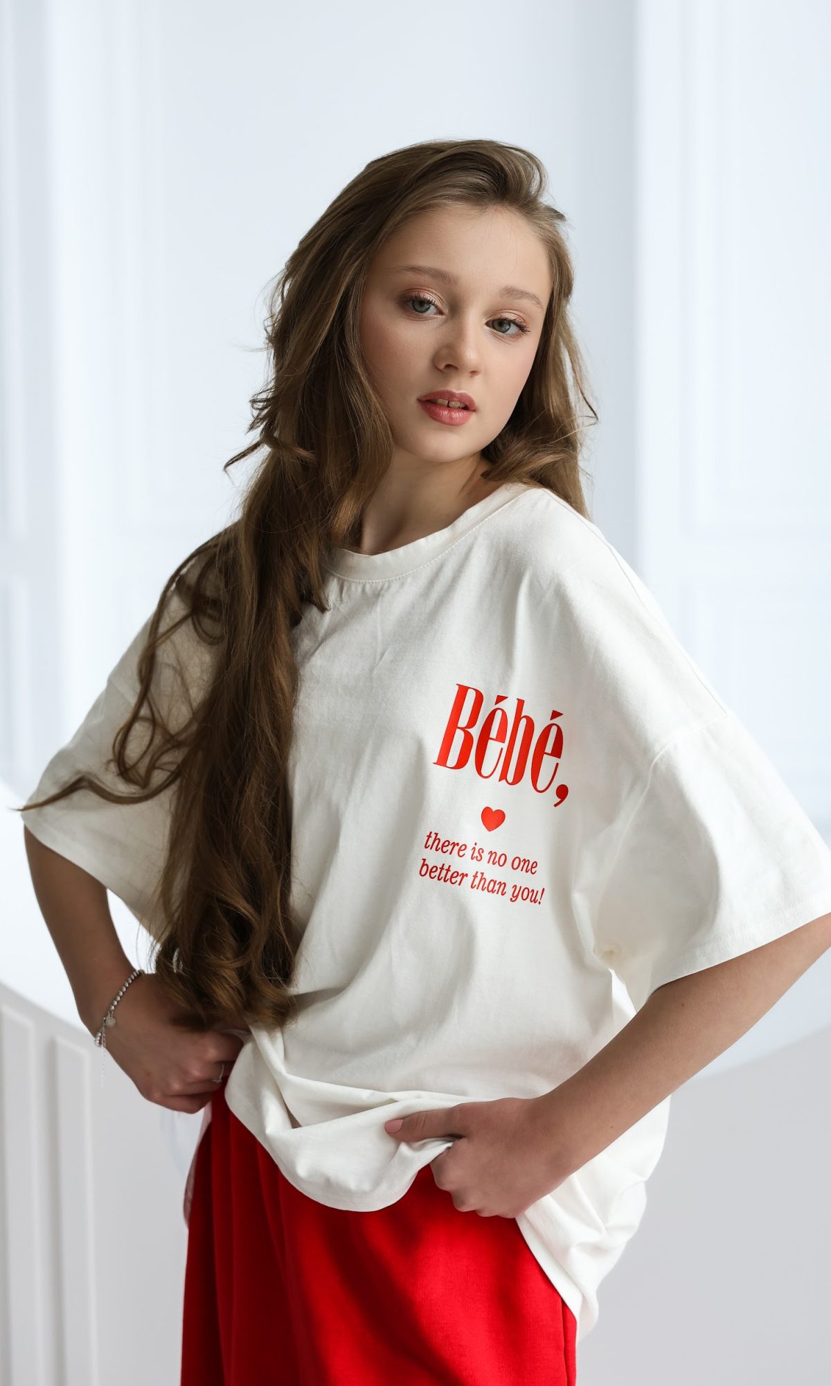 Футболка оверсайз підліткова TINY LOOK Bebe біла