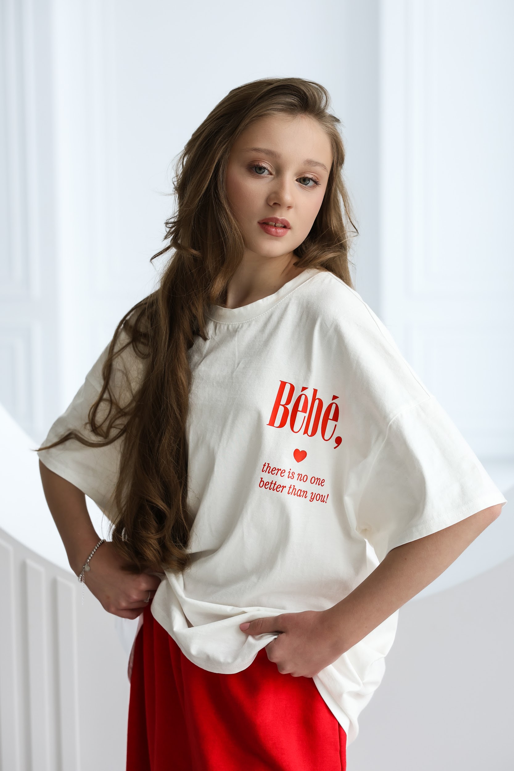 Футболка оверсайз підліткова TINY LOOK Bebe біла