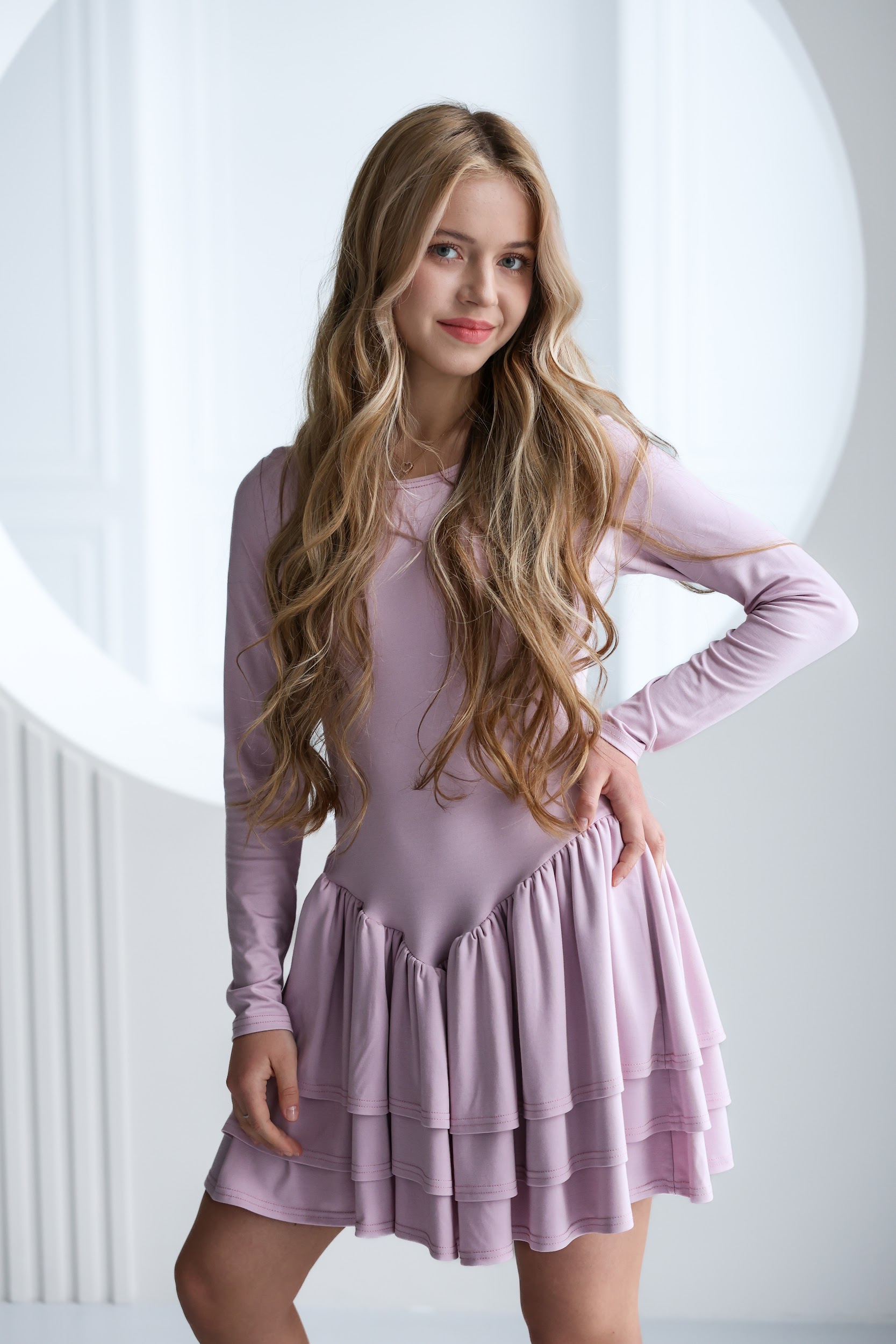 Сукня трикотажна підліткова TINY LOOK з рюшами рожева