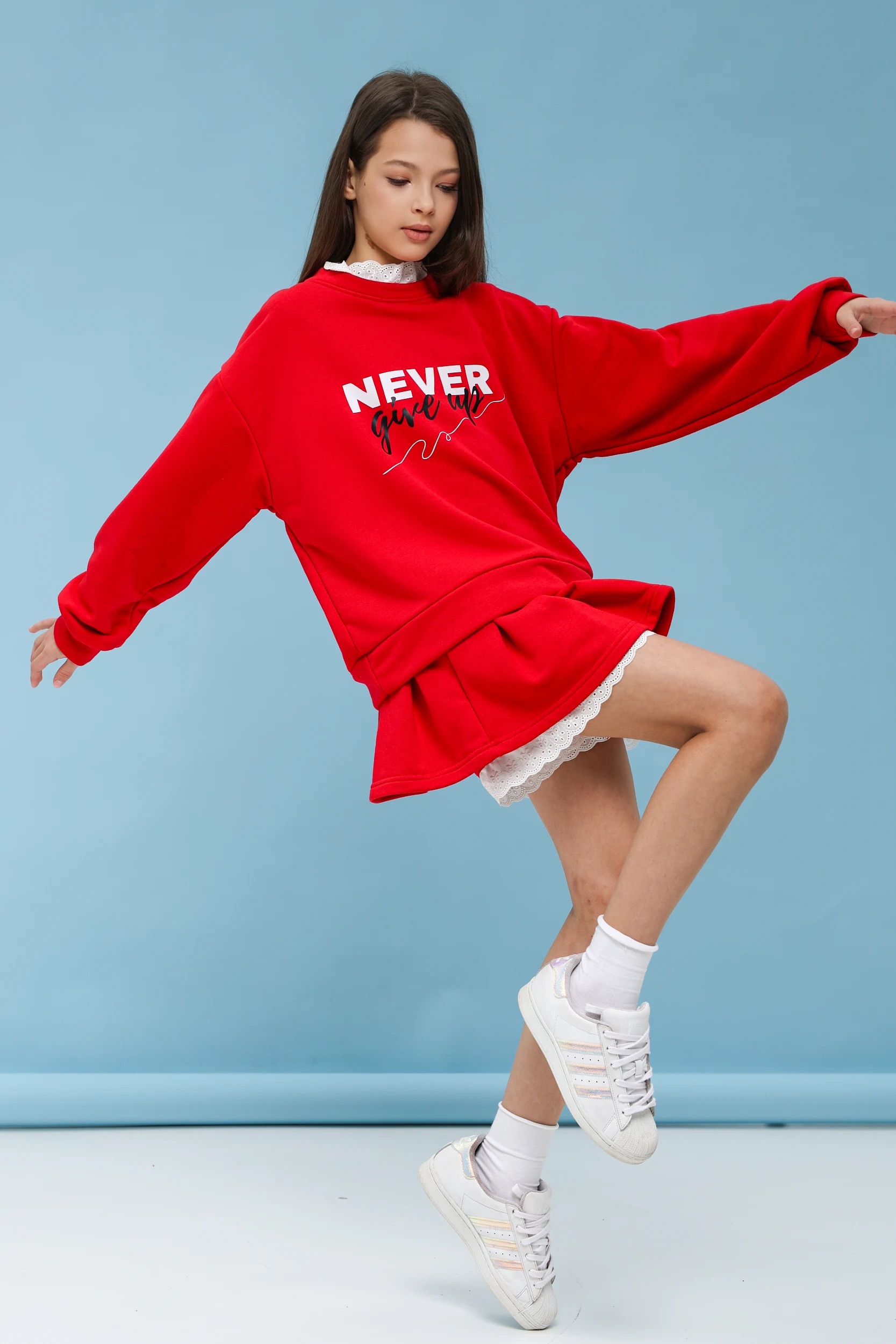Підлітковий трикотажний костюм TINY LOOK зі спідницею та мереживом червоний - Зображення 2