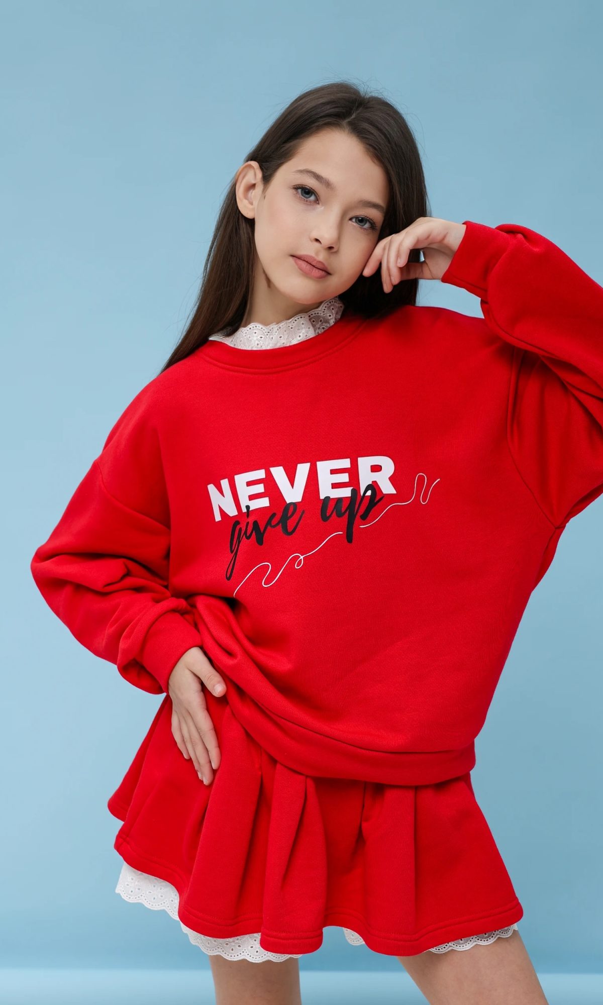 Підлітковий трикотажний костюм TINY LOOK зі спідницею та мереживом червоний