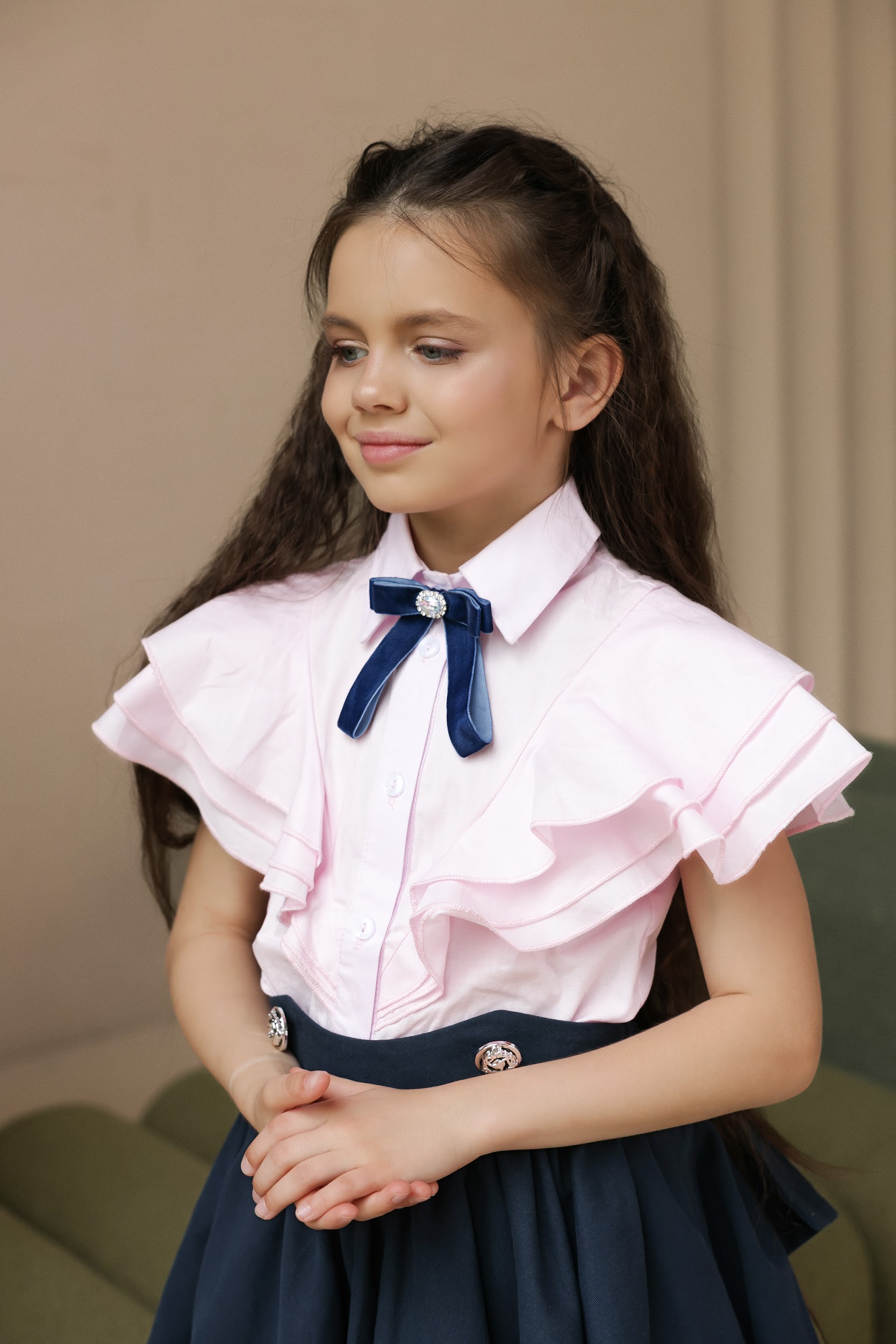 Повітряна блузка для дівчинки TINY LOOK рожева з каскадними рюшами - Зображення 4